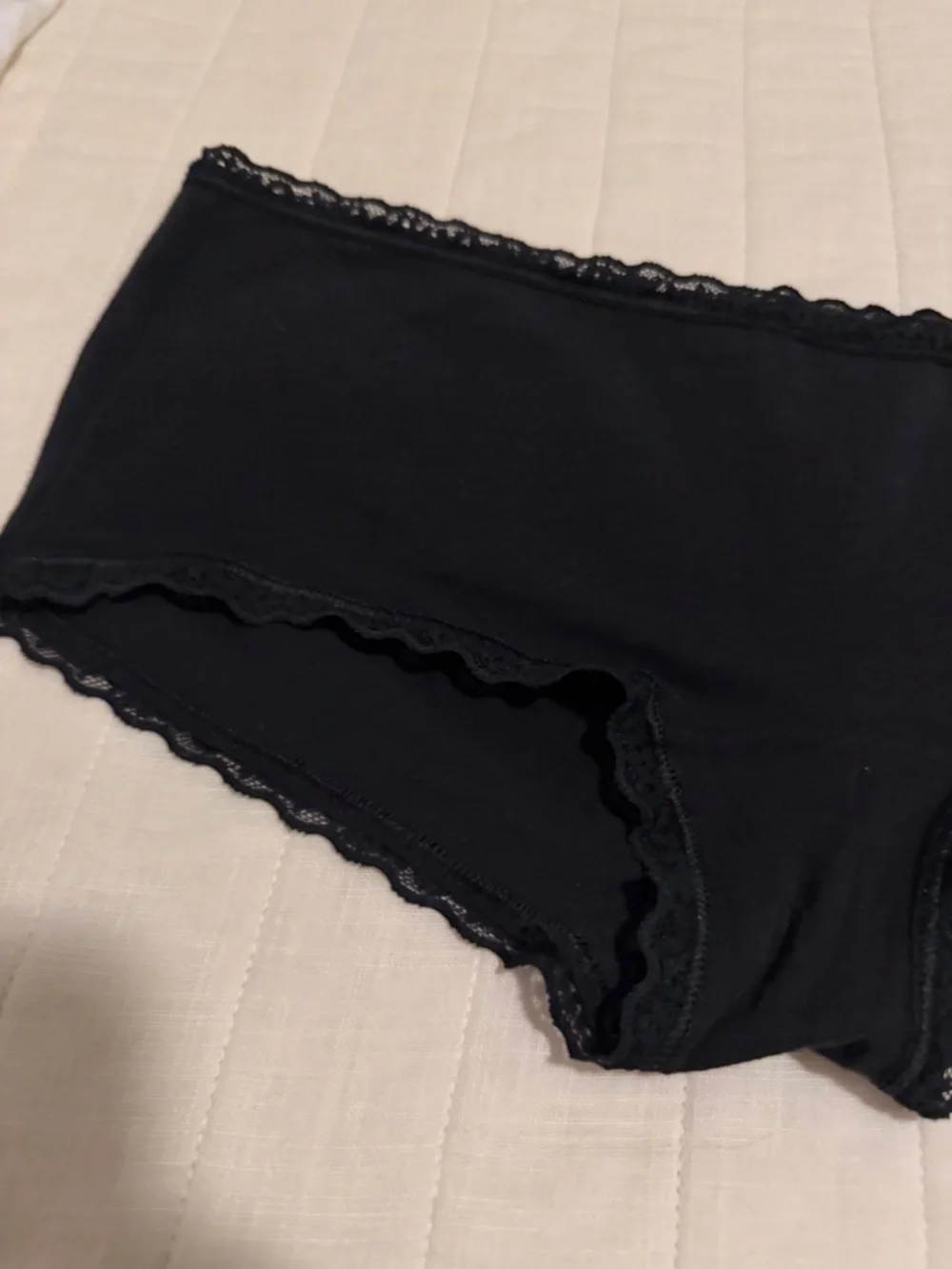 Victoria's Secret Low Rise Boy Short in Black Size M